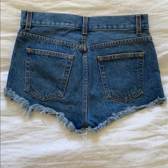 Brandy Melville Jean Short - Picture 3 of 3